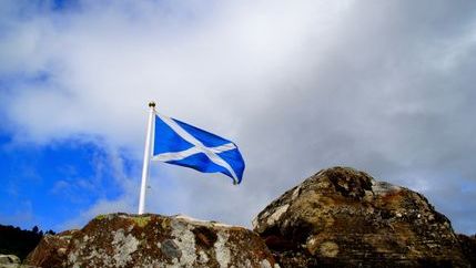 Scotlan flag flying